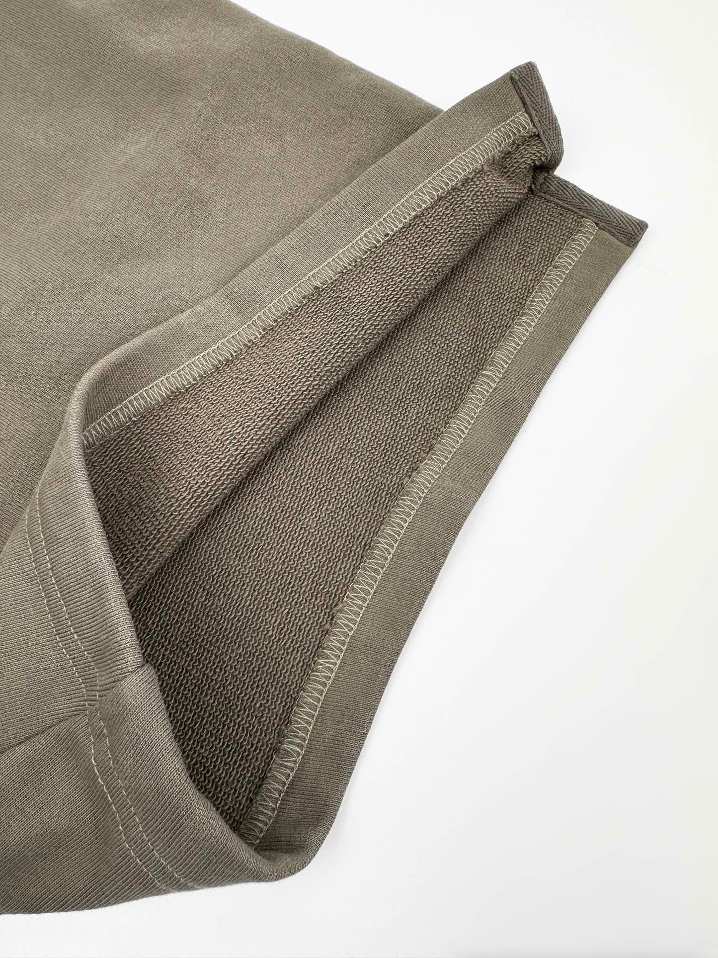 2026 New Heart A Heart Embroidered Shorts (MM037-A50)