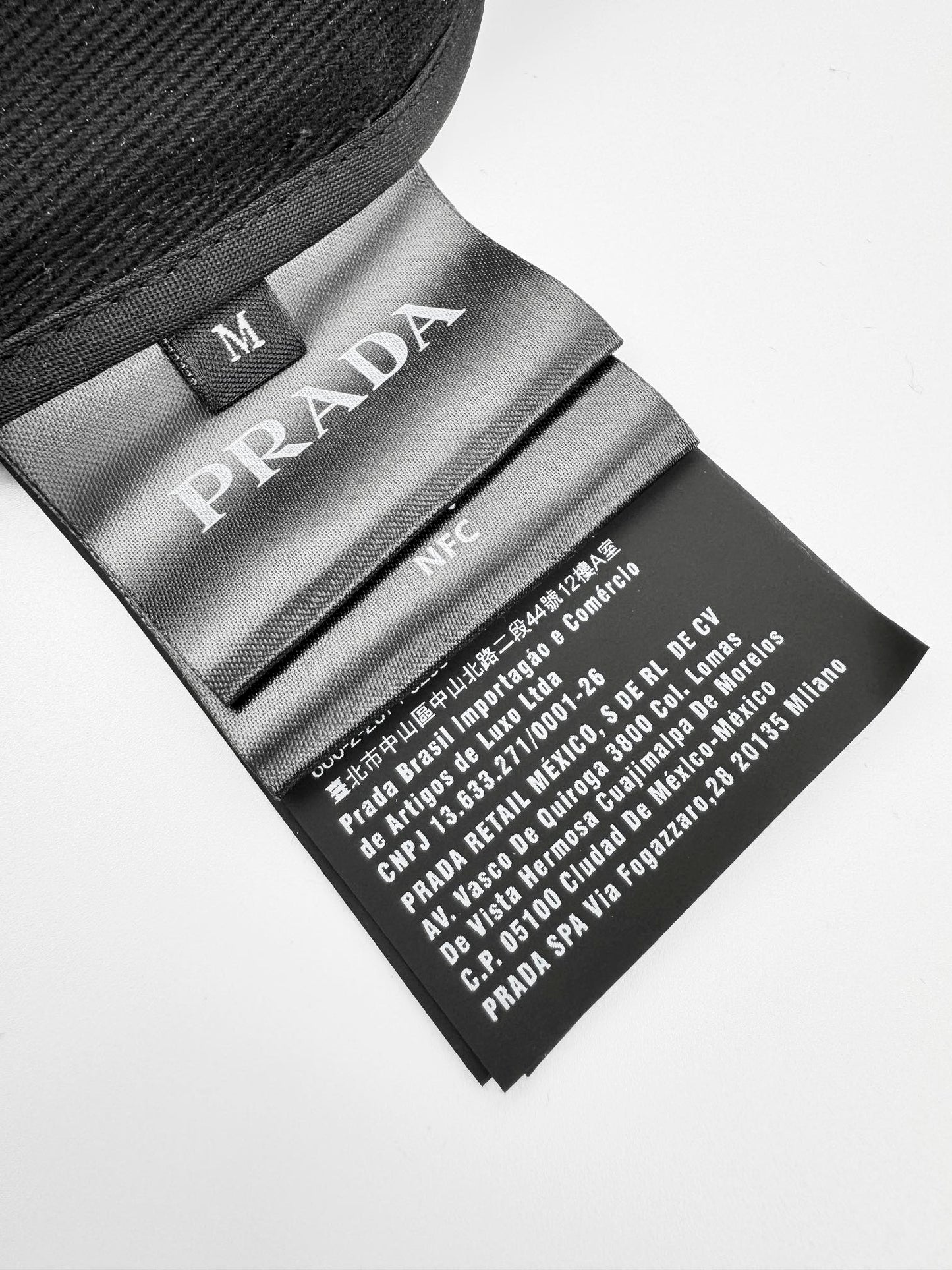 2026 New Triangle Brand Trousers with Pocket Triangle Logo (MM031-B60)