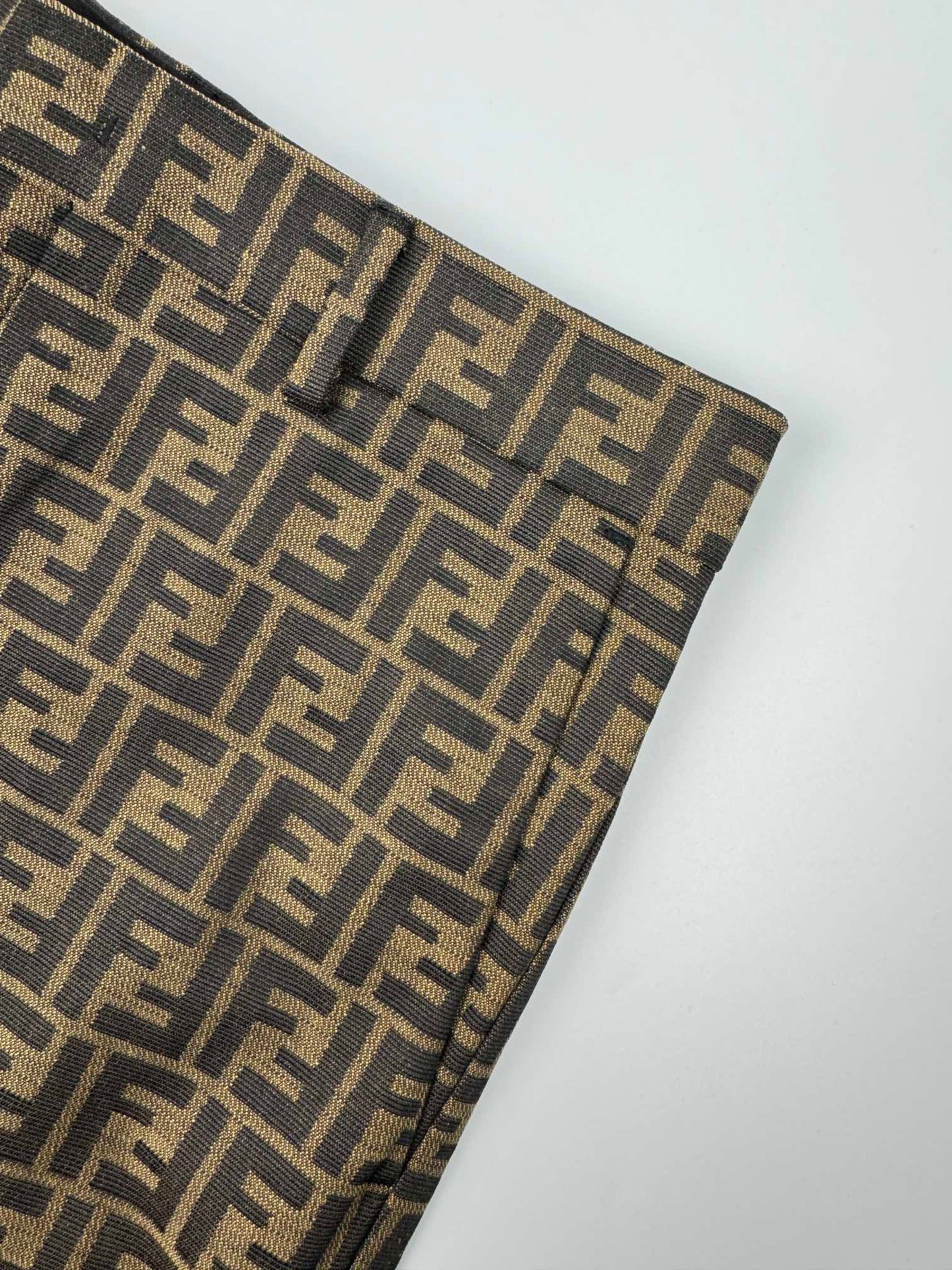 2026 New Arrival: FF All-Over Monogram Print Shorts (55012-A90)