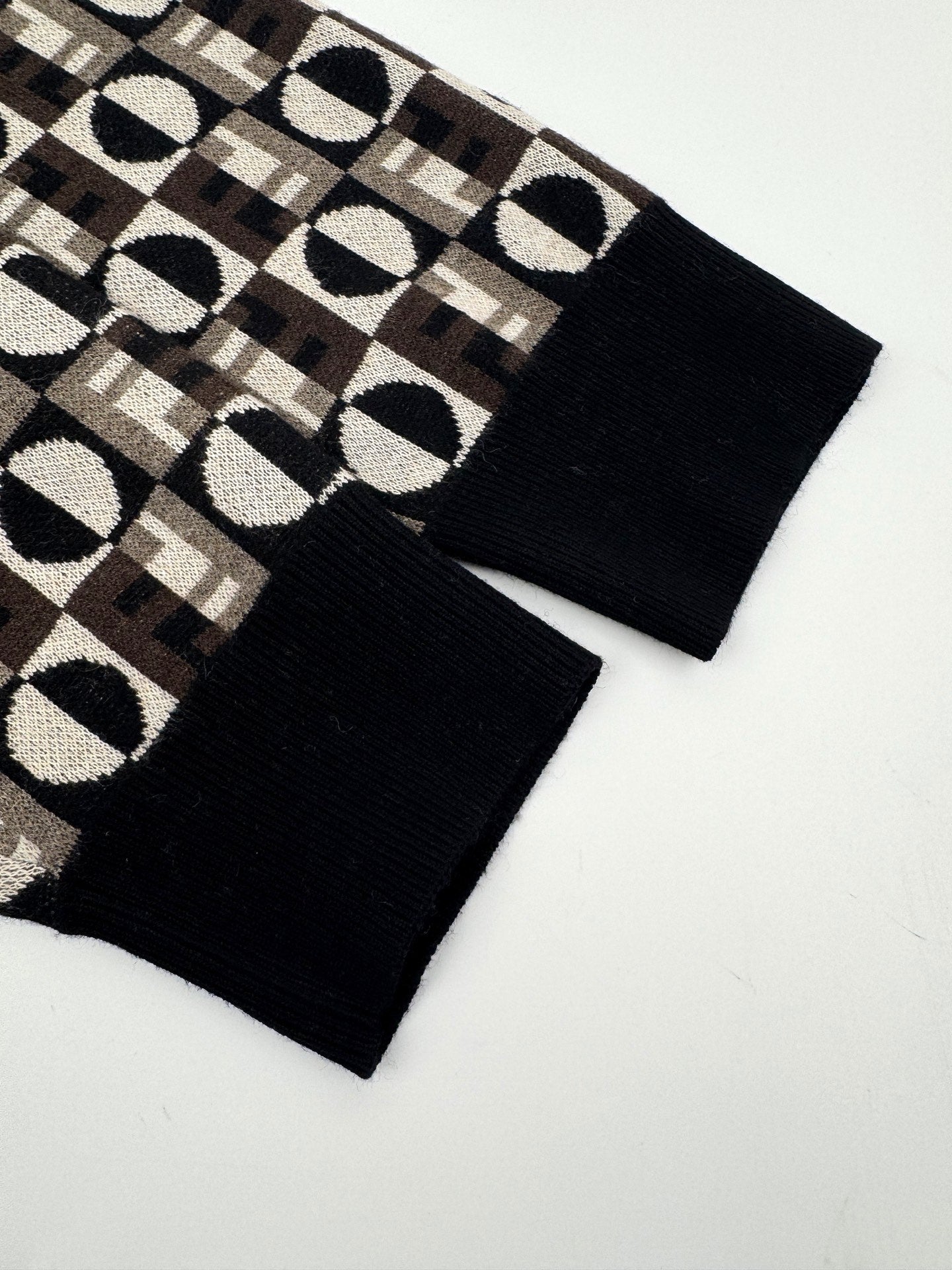 2026 New Arrival FF Jacquard Jumper (25385-B35)