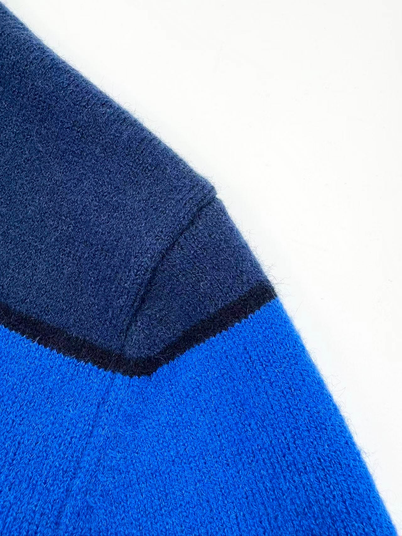 2026 New Arrival CD Patchwork Colour-Block Sweater (25333-B45)