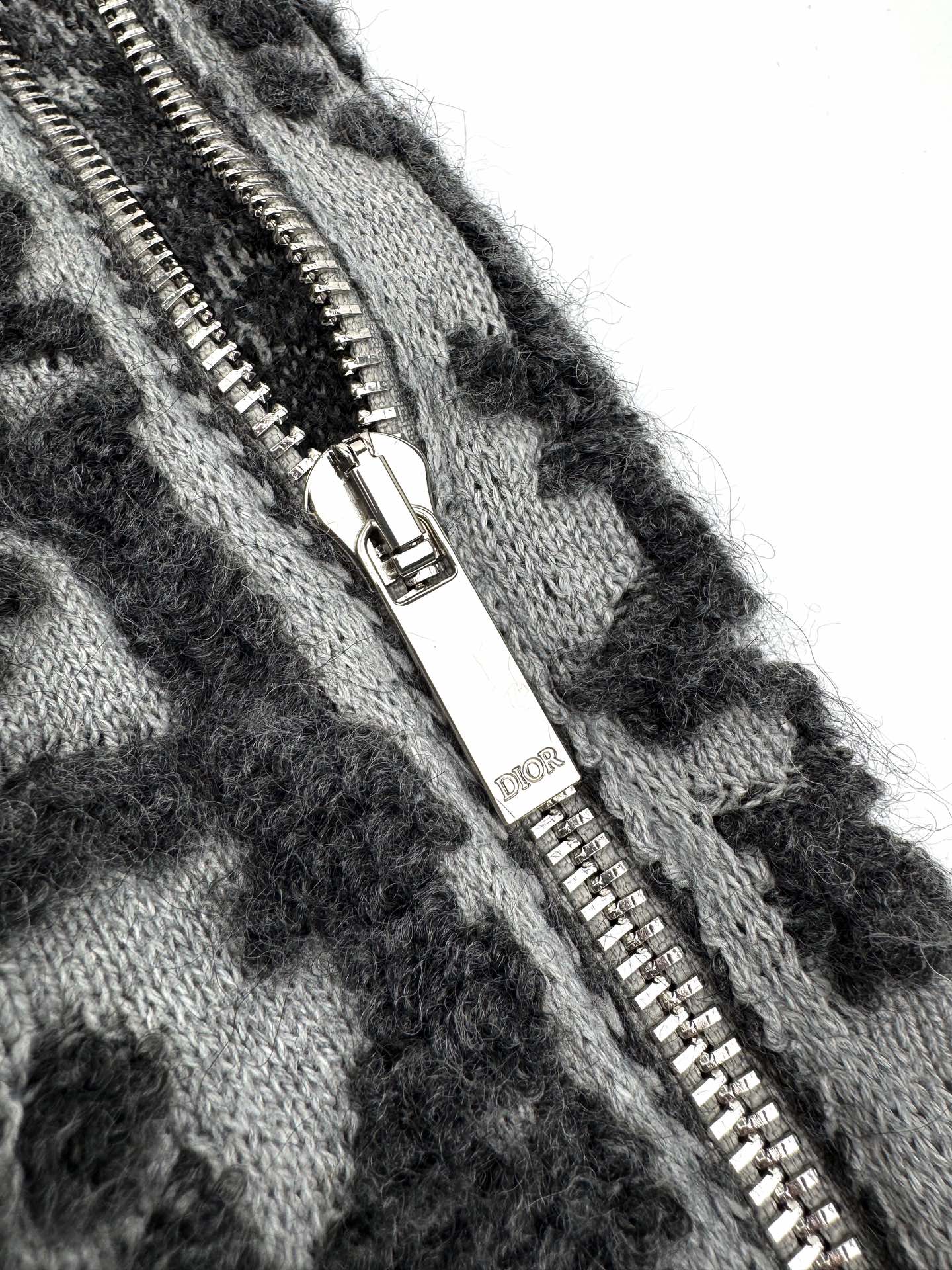 2026 New Arrival CD Jacquard Zip-Up Jumper (25305-C20)