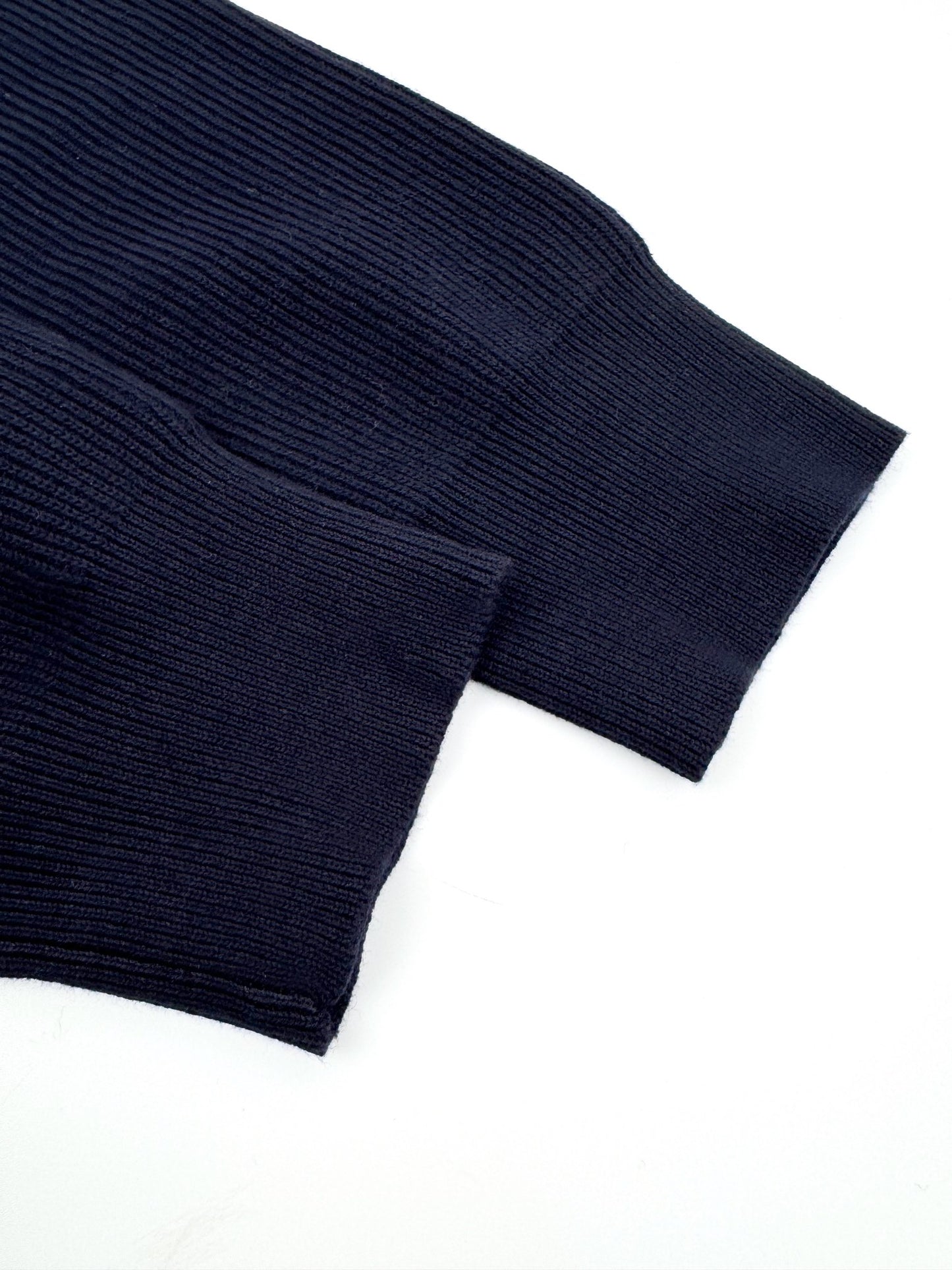 2026 New Arrival GU Embroidered Knitted Cardigan (25195-B60)