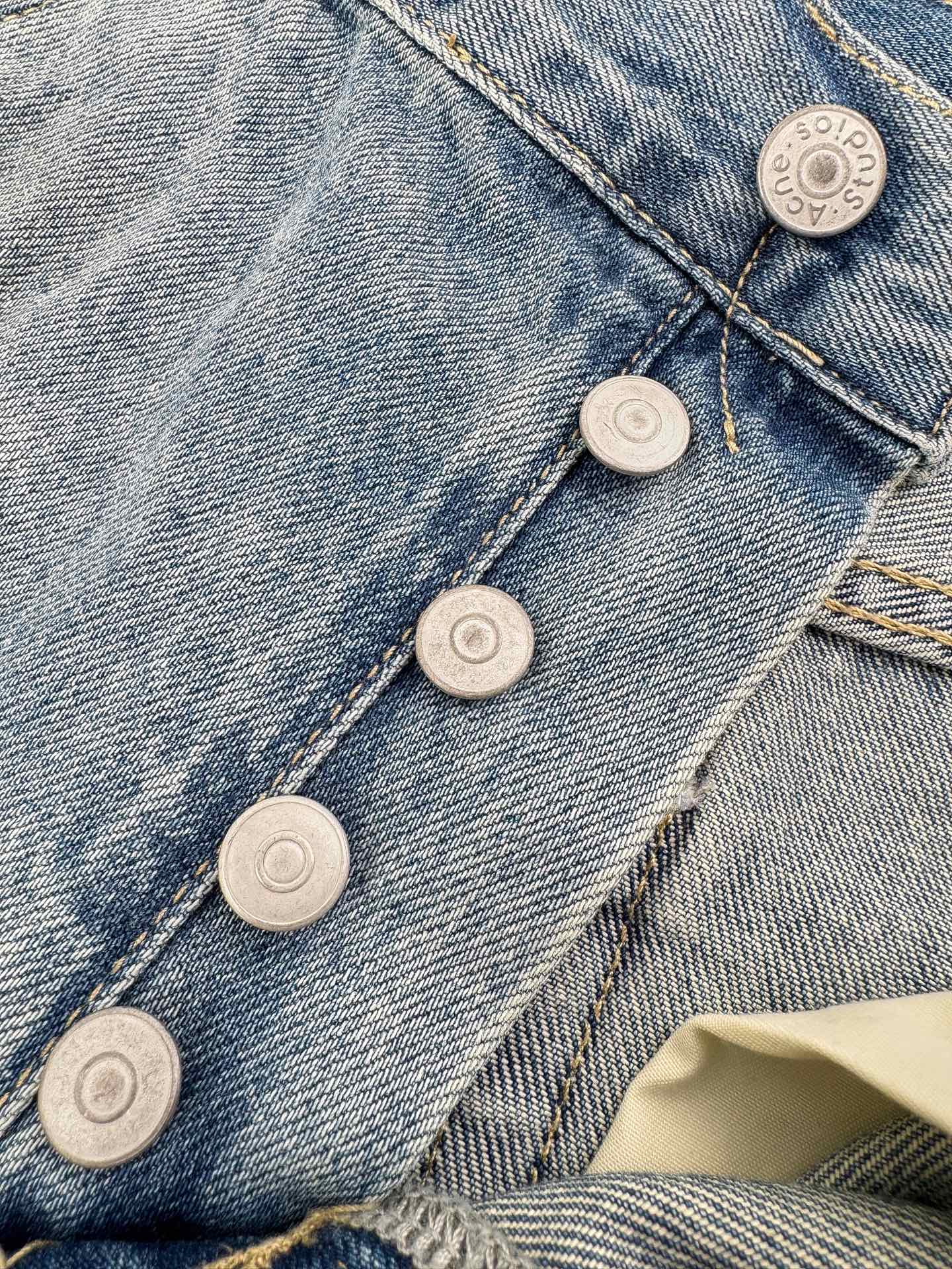 2026 New Acn Ink-Washed Denim Shorts (CC956-B00)