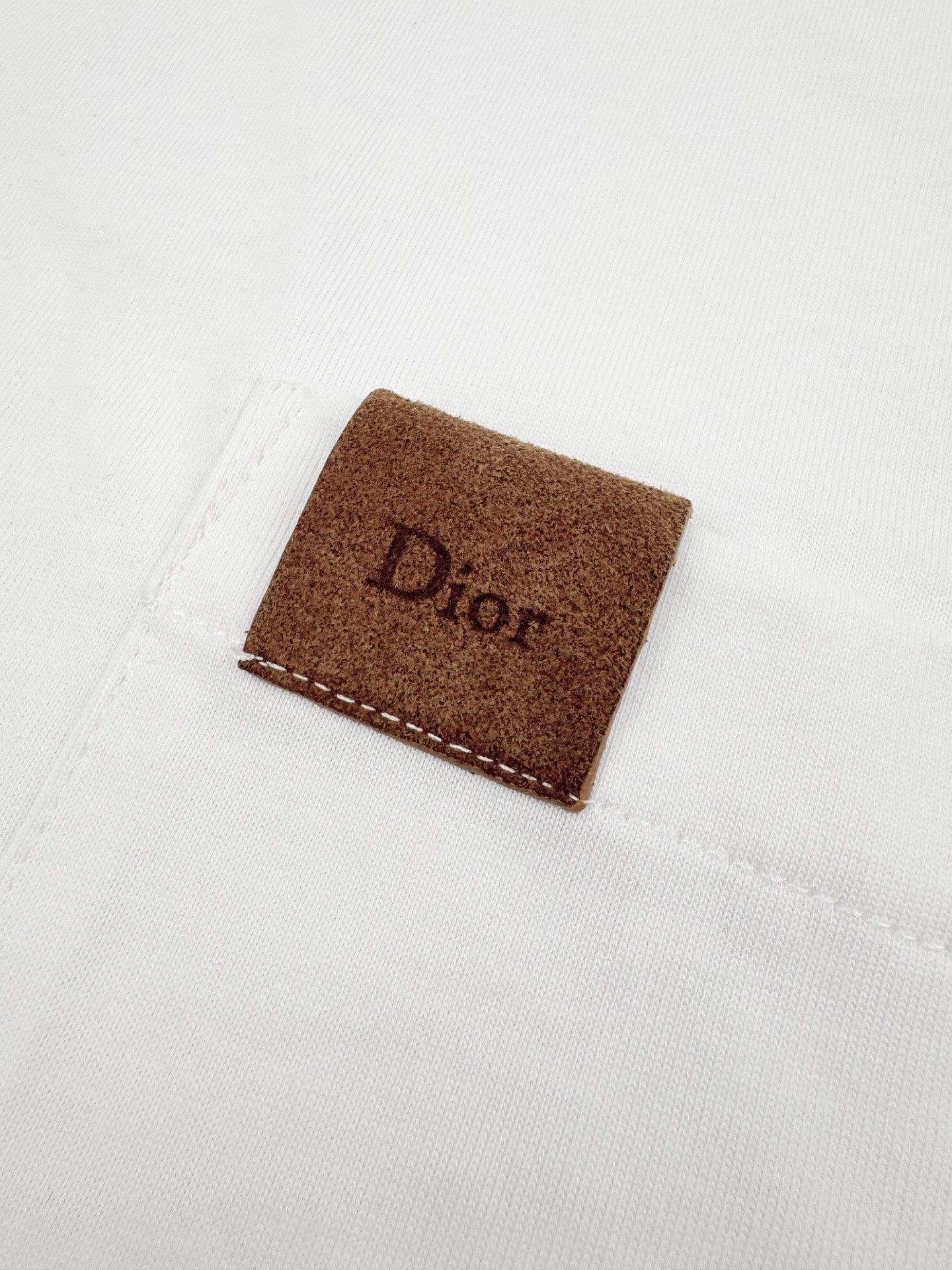 2026 New CD Leather Patch Pocket Short Sleeve (BB795-A10)