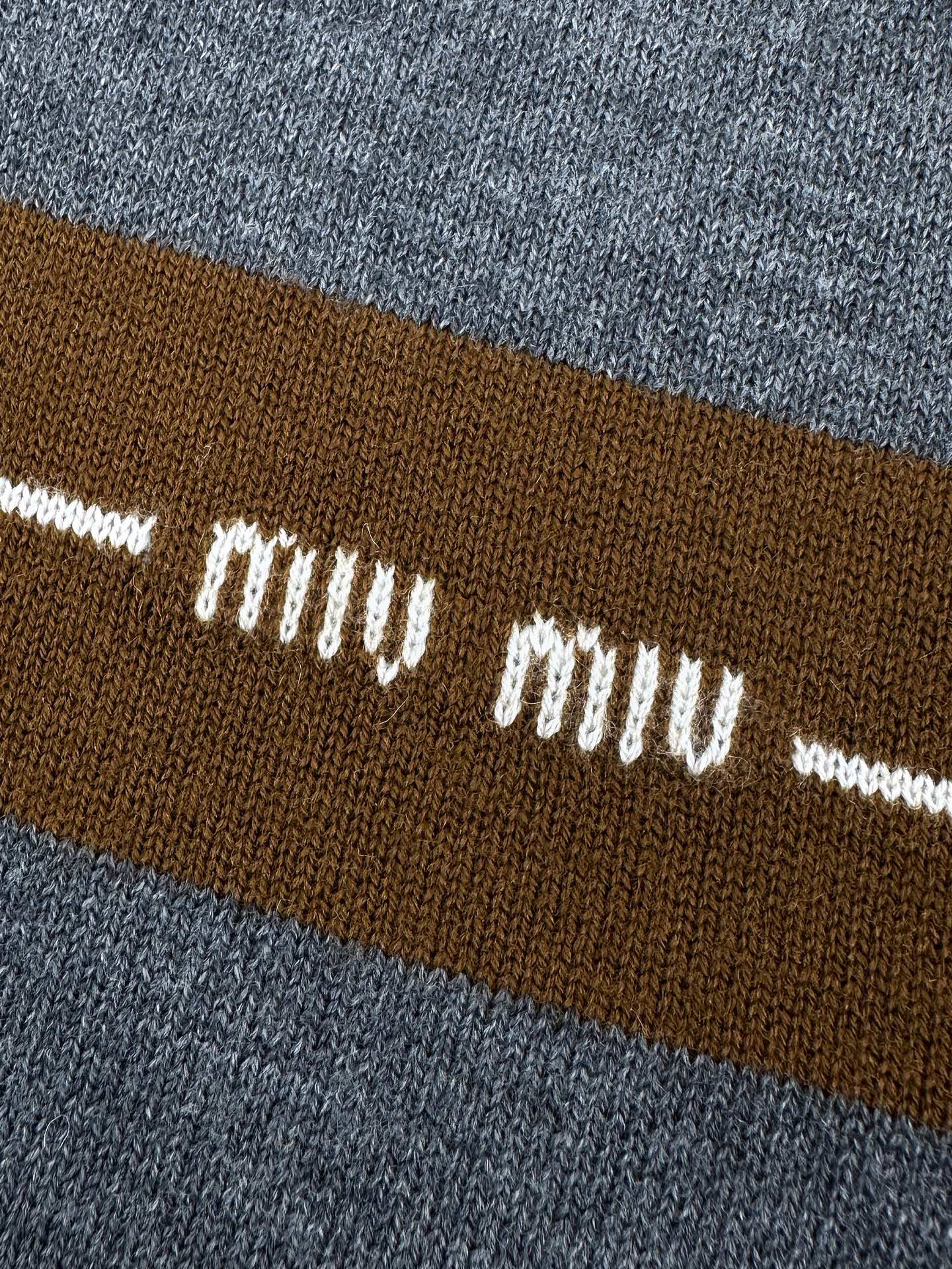 2026 Women’s MM Logo Jacquard Striped Jumper  (FF711)