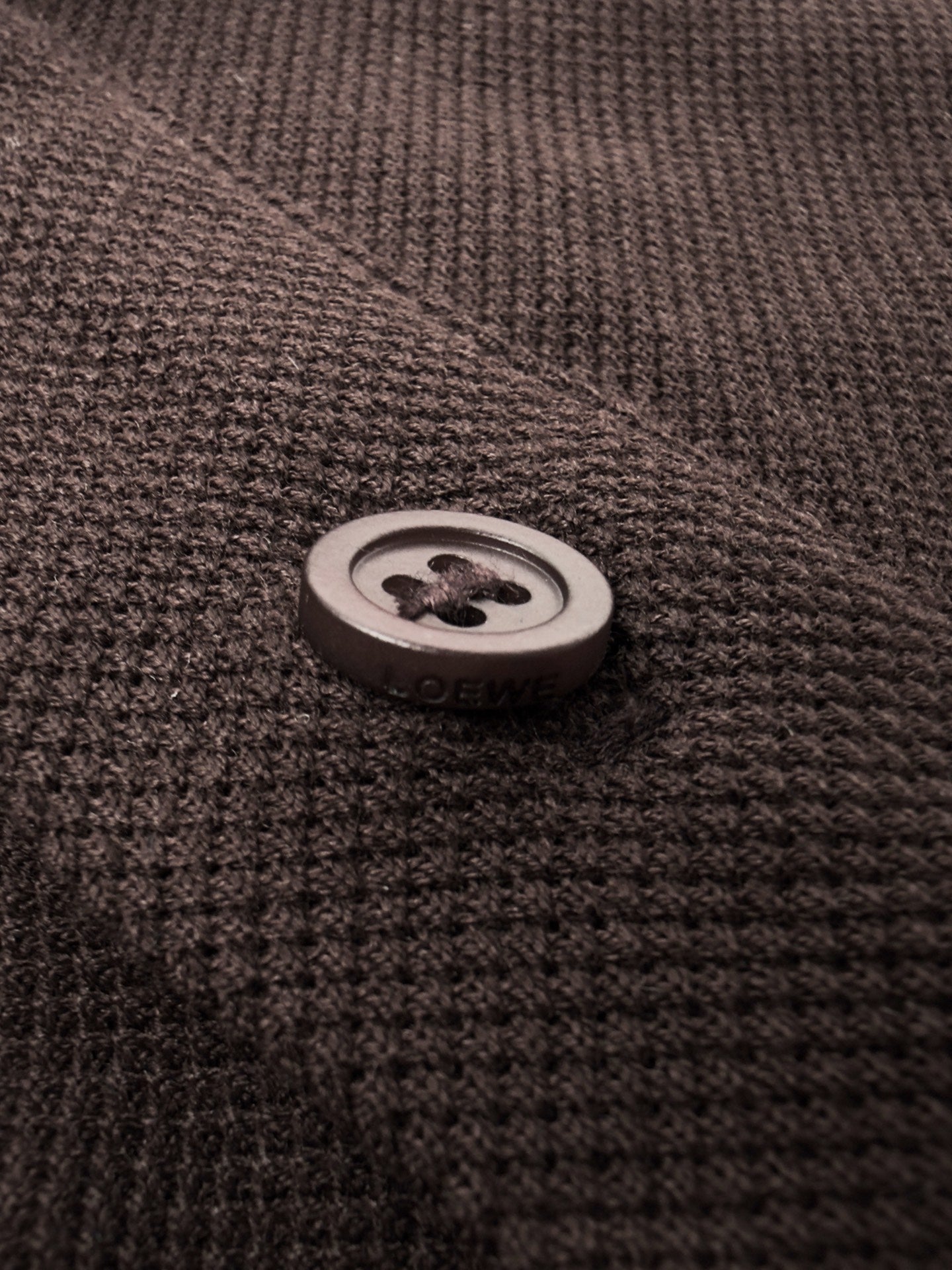 2026 New Triangle Brand Besticktes Poloshirt aus Wollmischung mit Reißverschluss vorne (25127-A70)