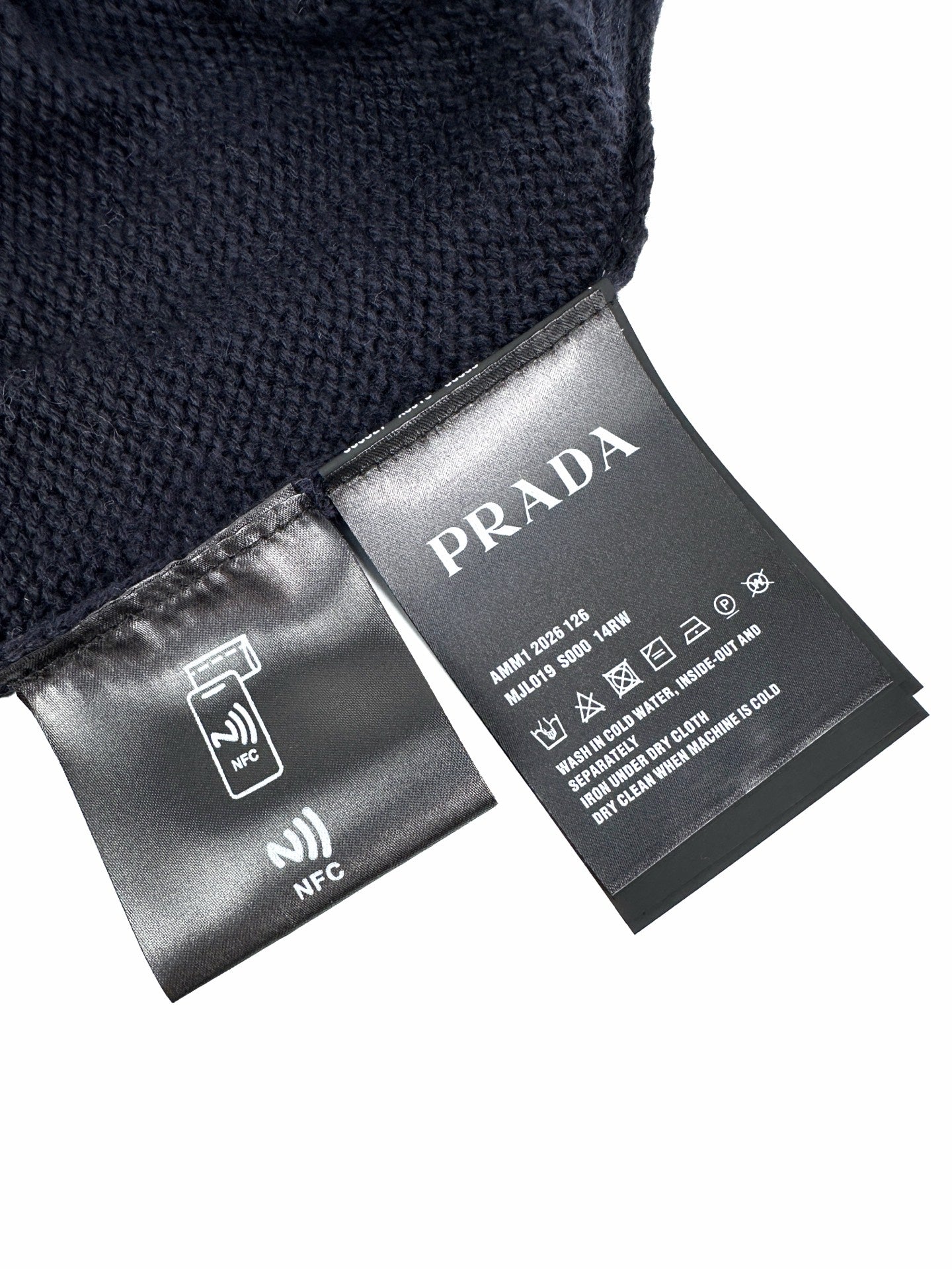 2026 Women’s Triangle Brand Short-Sleeved Jumper with Triangle Logo (DD102)