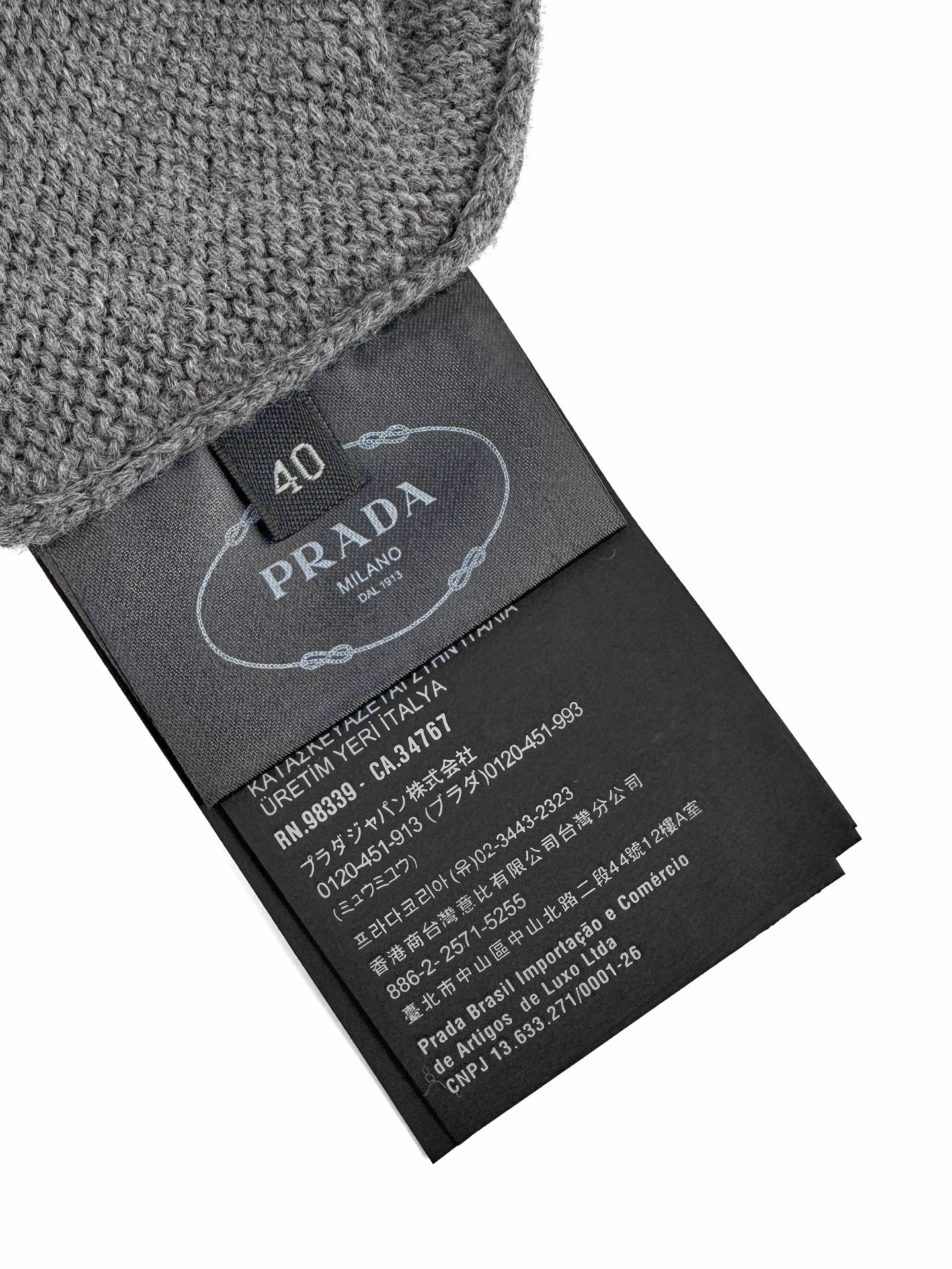 2026 Women’s Triangle Brand Embroidered Cropped Jumper (FF734)