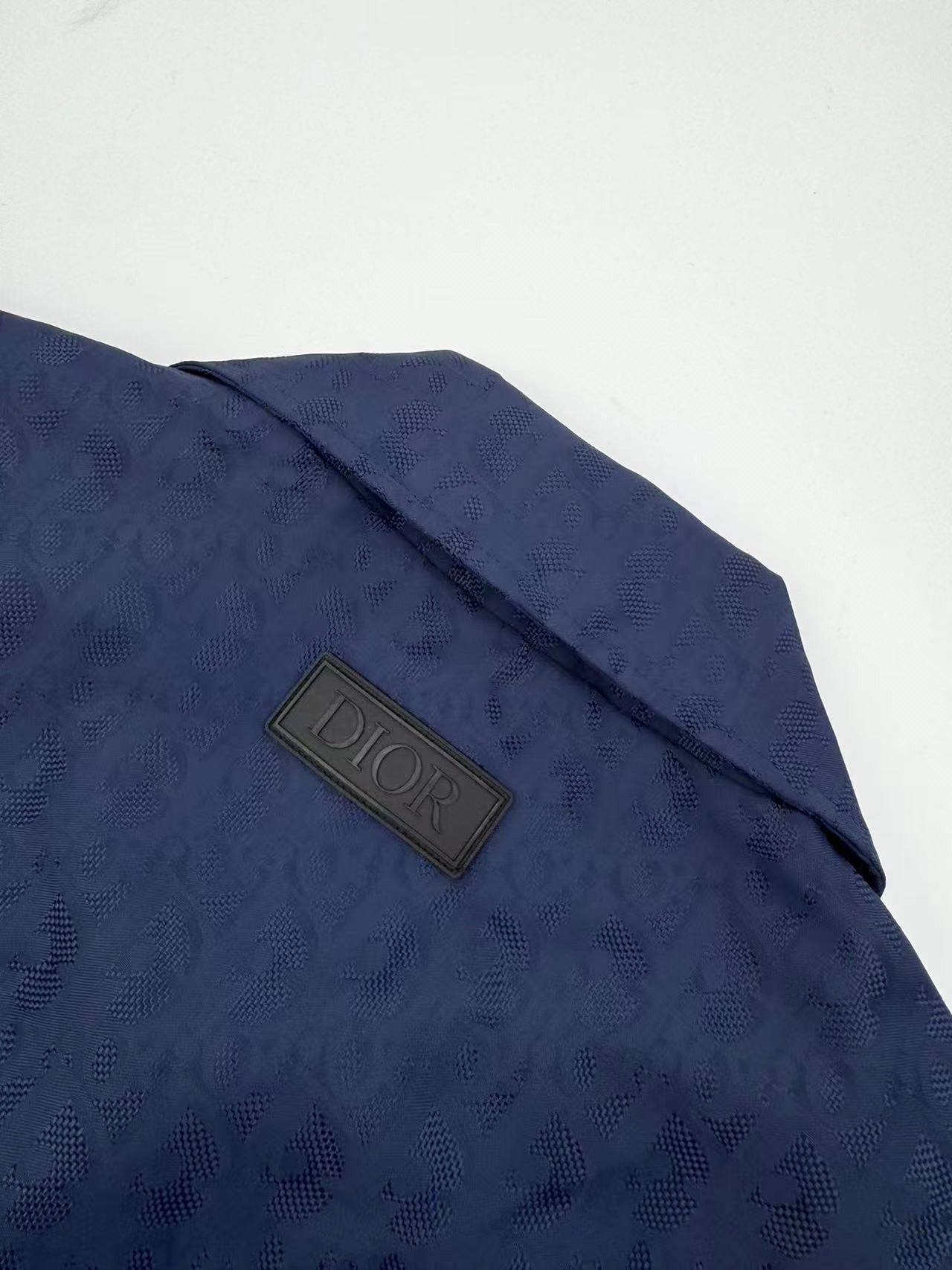 2026 New Arrival CD All-Over Jacquard Print Jacket (MM087-B95)