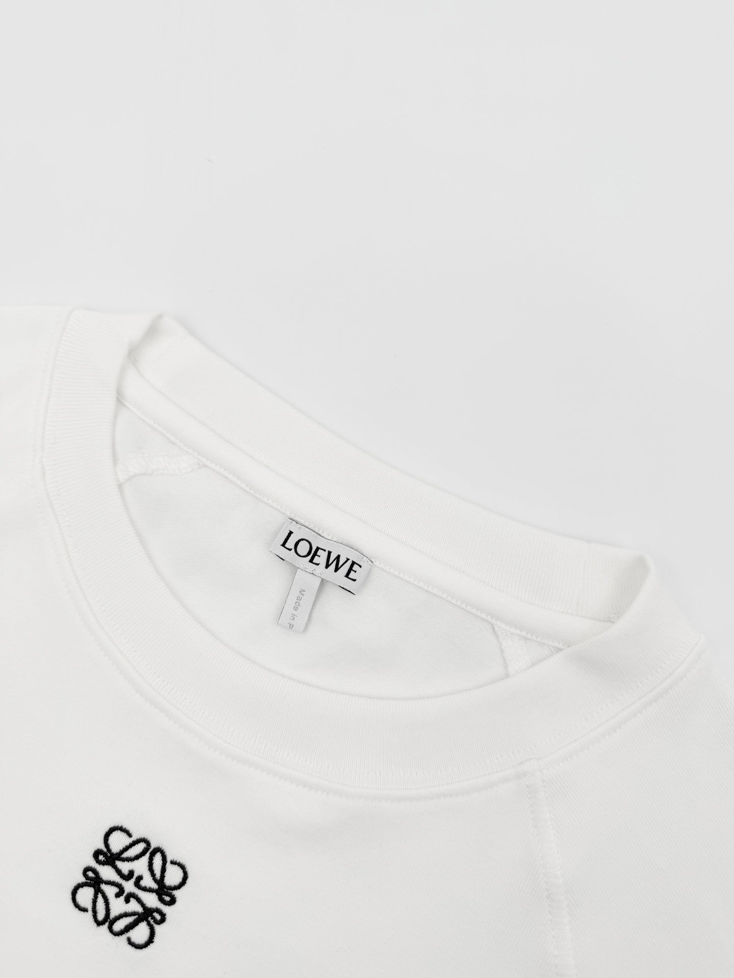 2026 Women’s Way Embroidered Short-Sleeved Top (EE412)