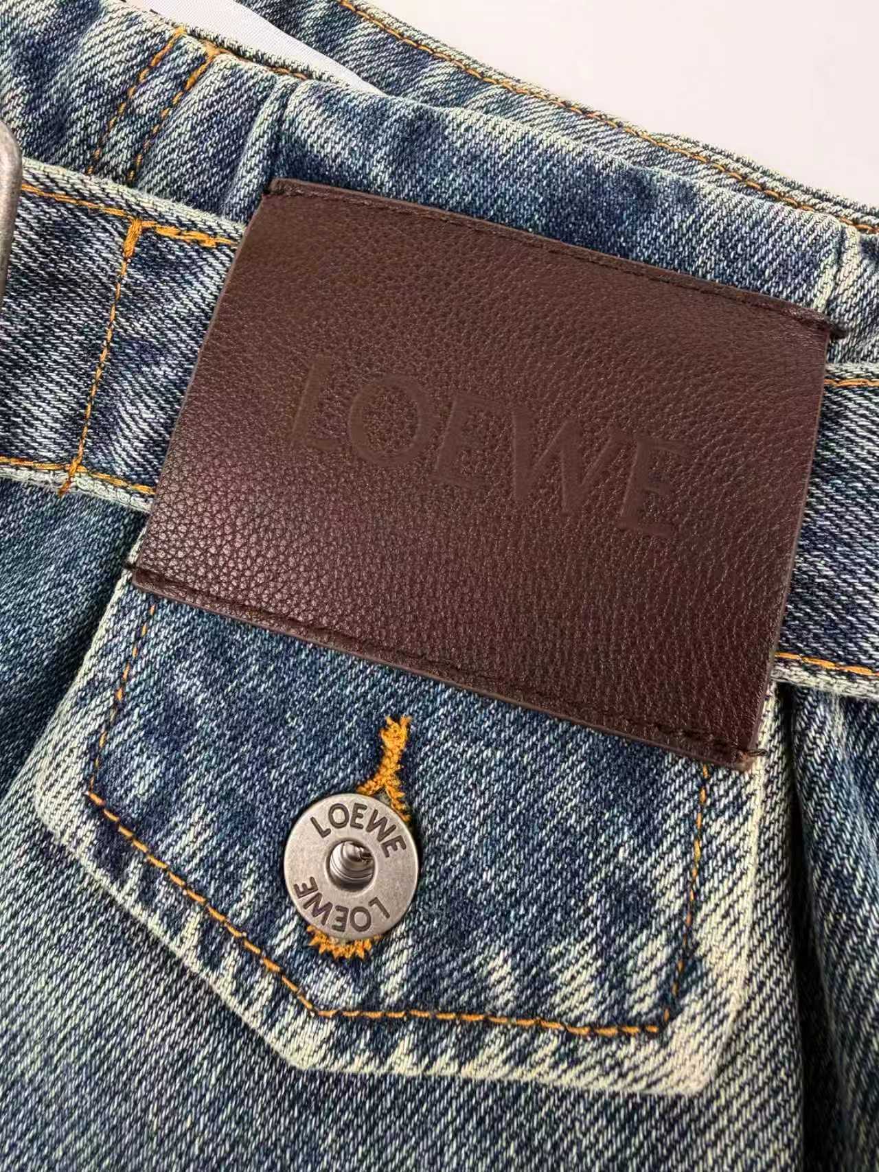 2026 New Way Leather Patch Jeans (BB828-B70)