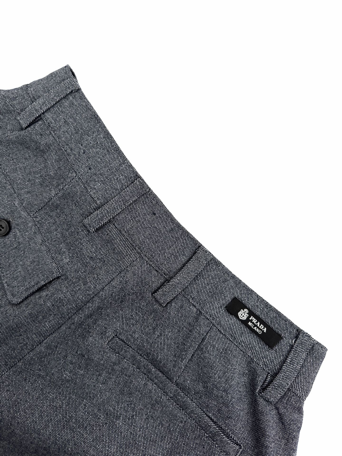 2026 Women’s Triangle Brand Logo Label Shorts (FF725)