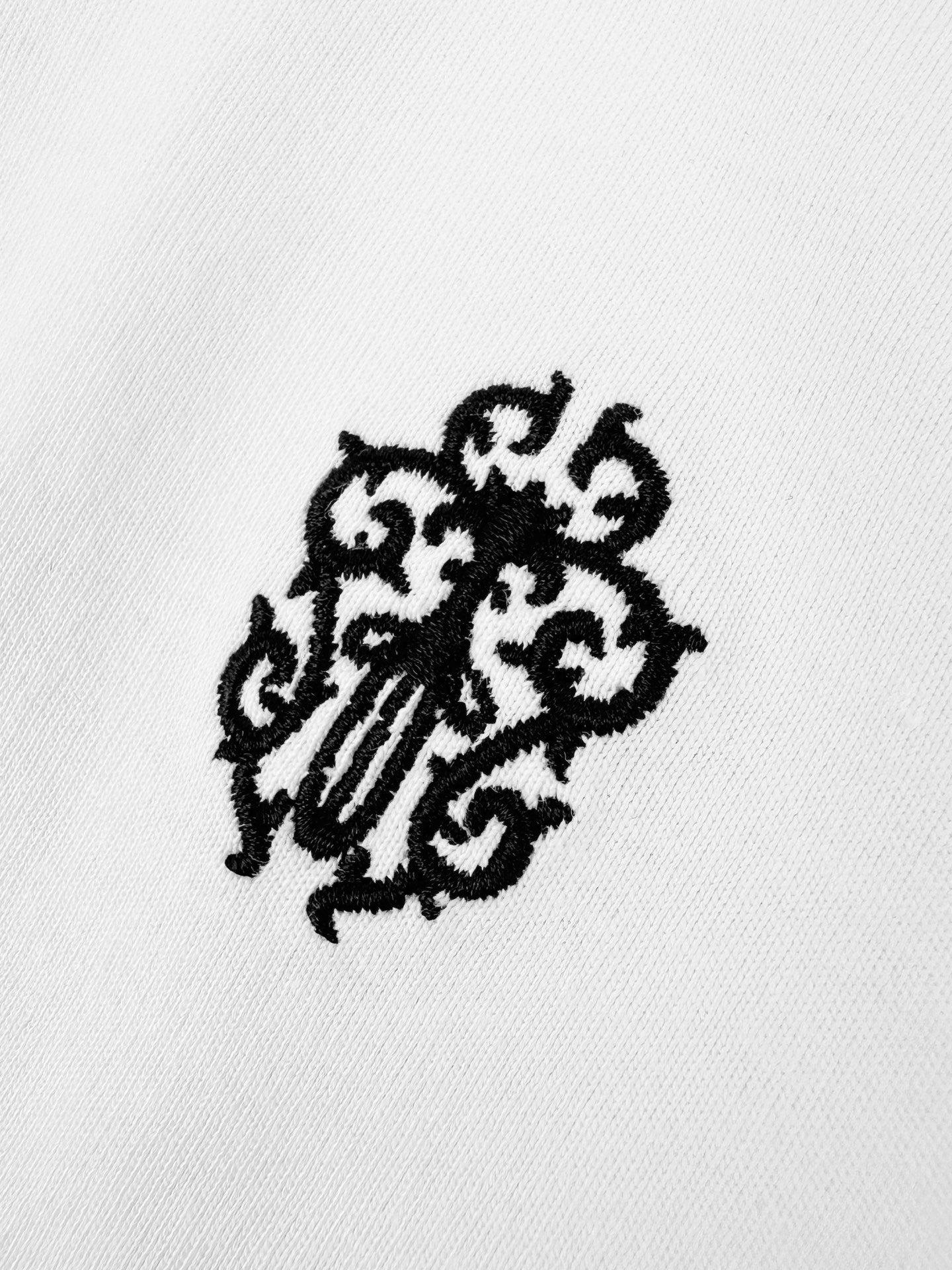 2026 Women’s CH Cross Motif Short-Sleeved T-Shirt (DD122)