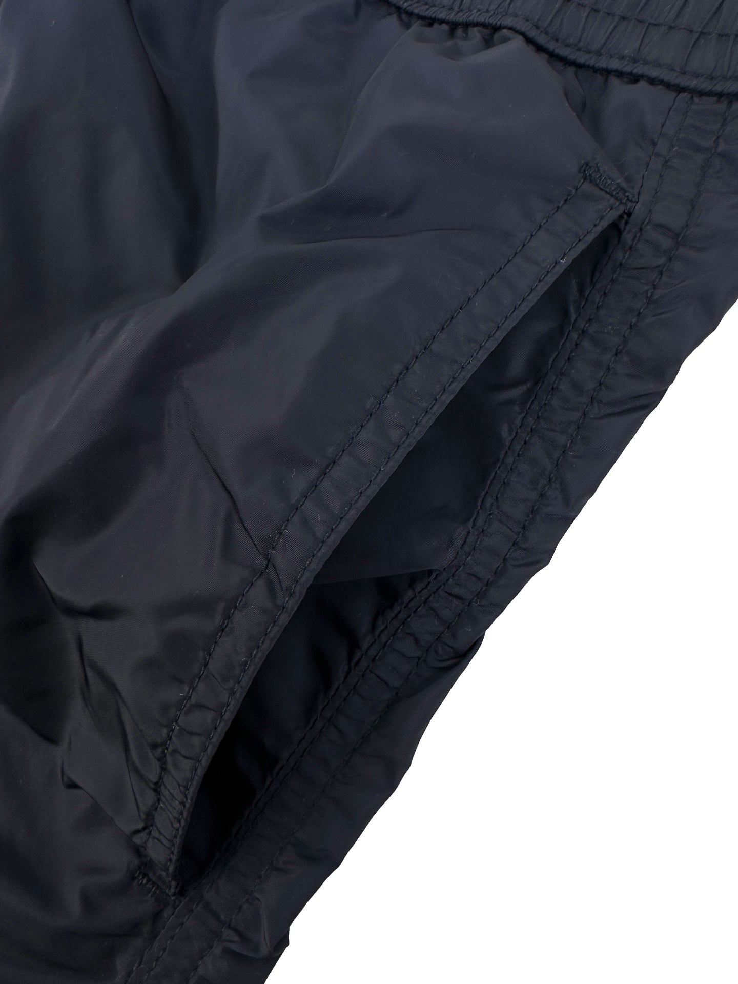2026 New Mon Patch Logo Shorts (BB829-A40)