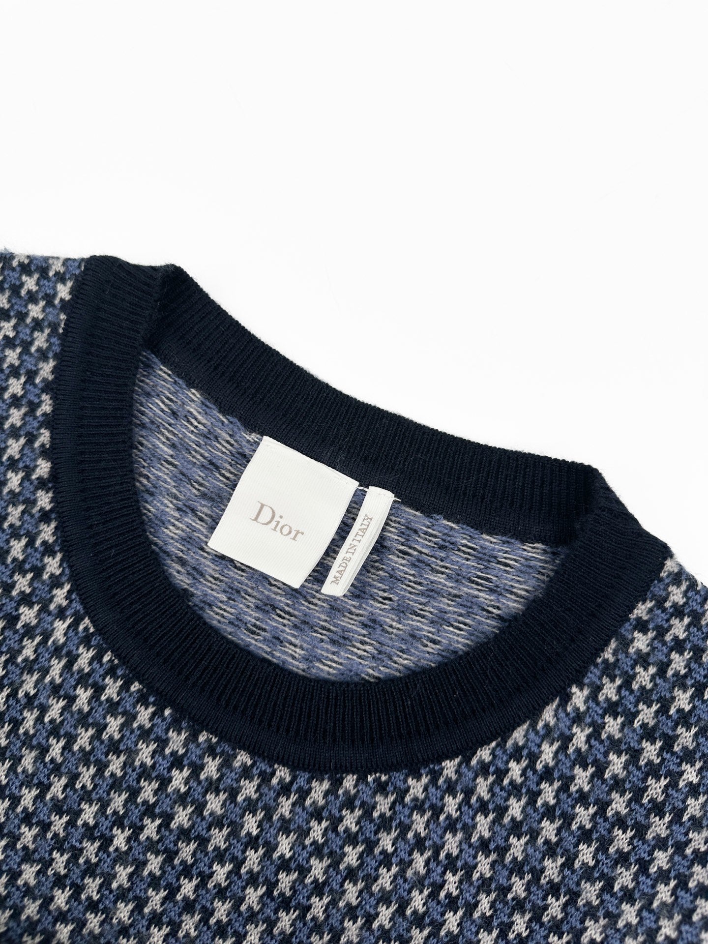 2026 Women’s CD Jacquard Embroidered Short-Sleeved Jumper (DD110)