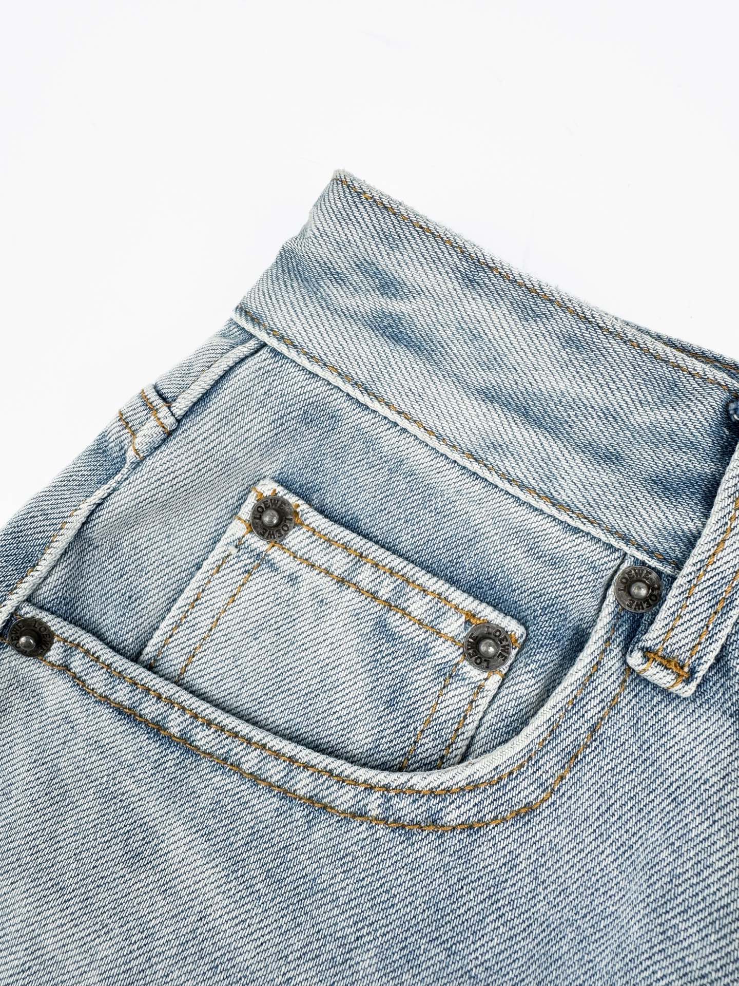 2026 Women’s Way Embroidered Leather Denim Shorts (EE422)