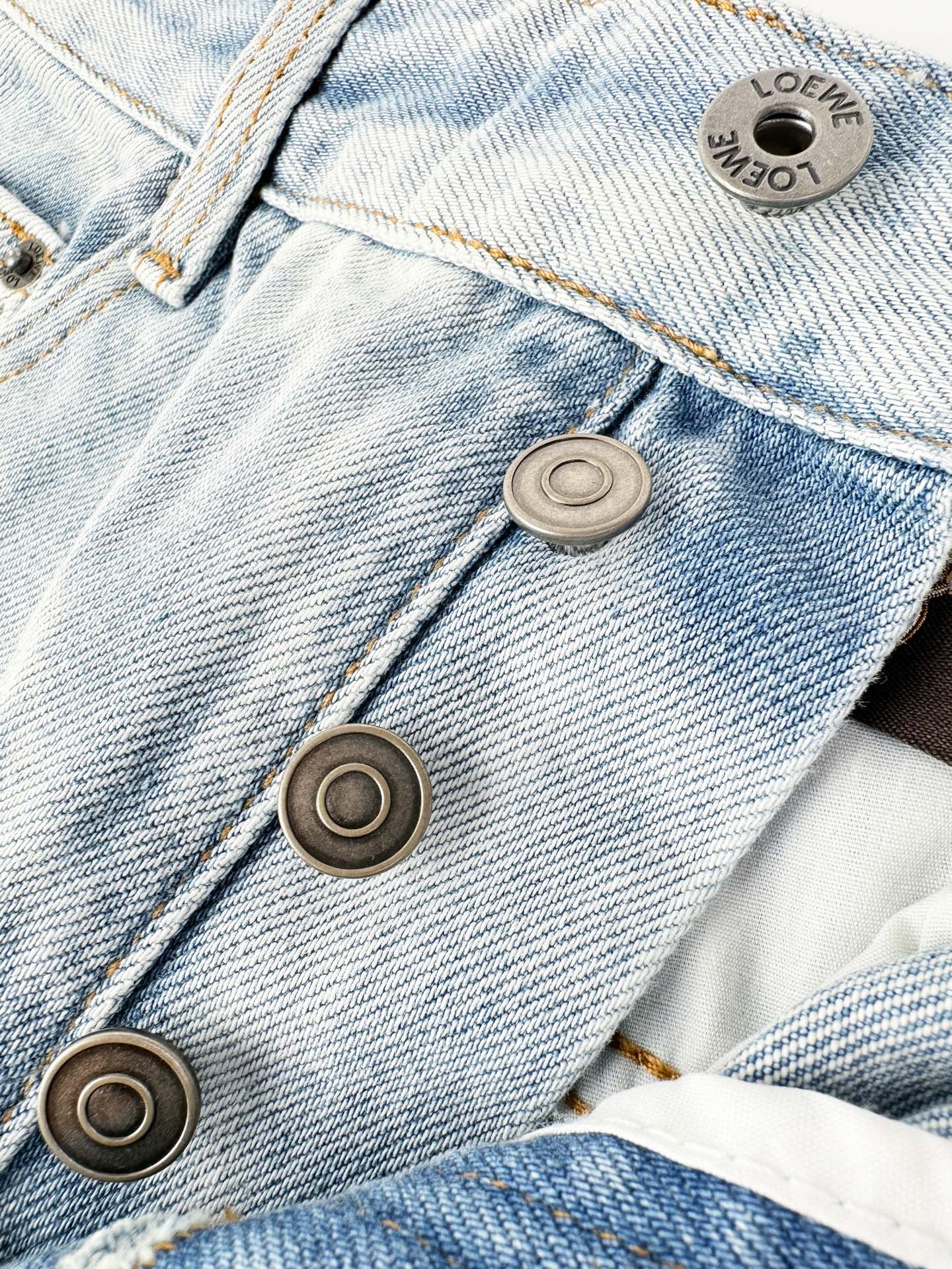 2026 Women’s Way Embroidered Leather Denim Shorts (EE422)