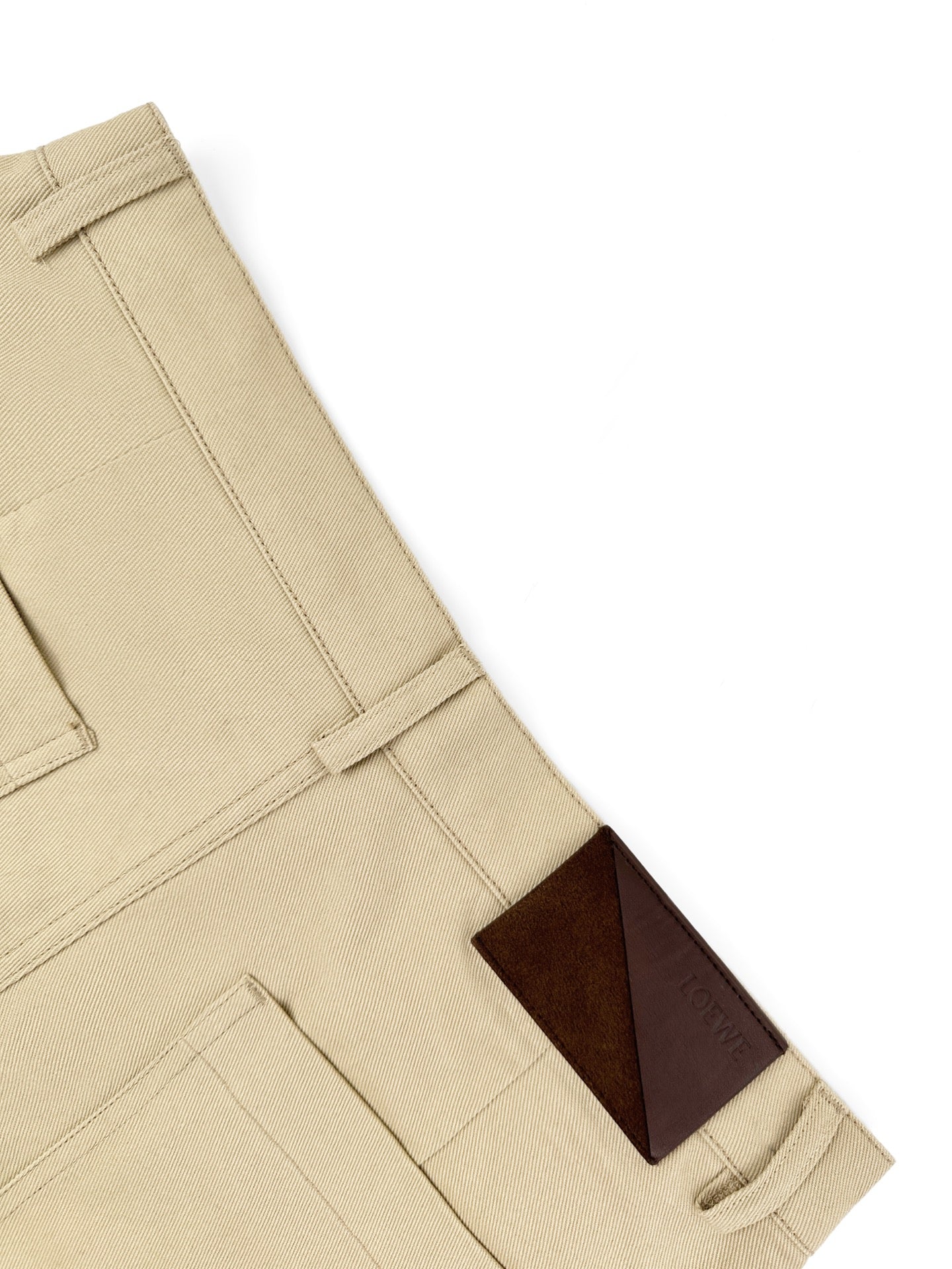 2026 New Style Way Embroidered Leather Pants (BB915-B50)