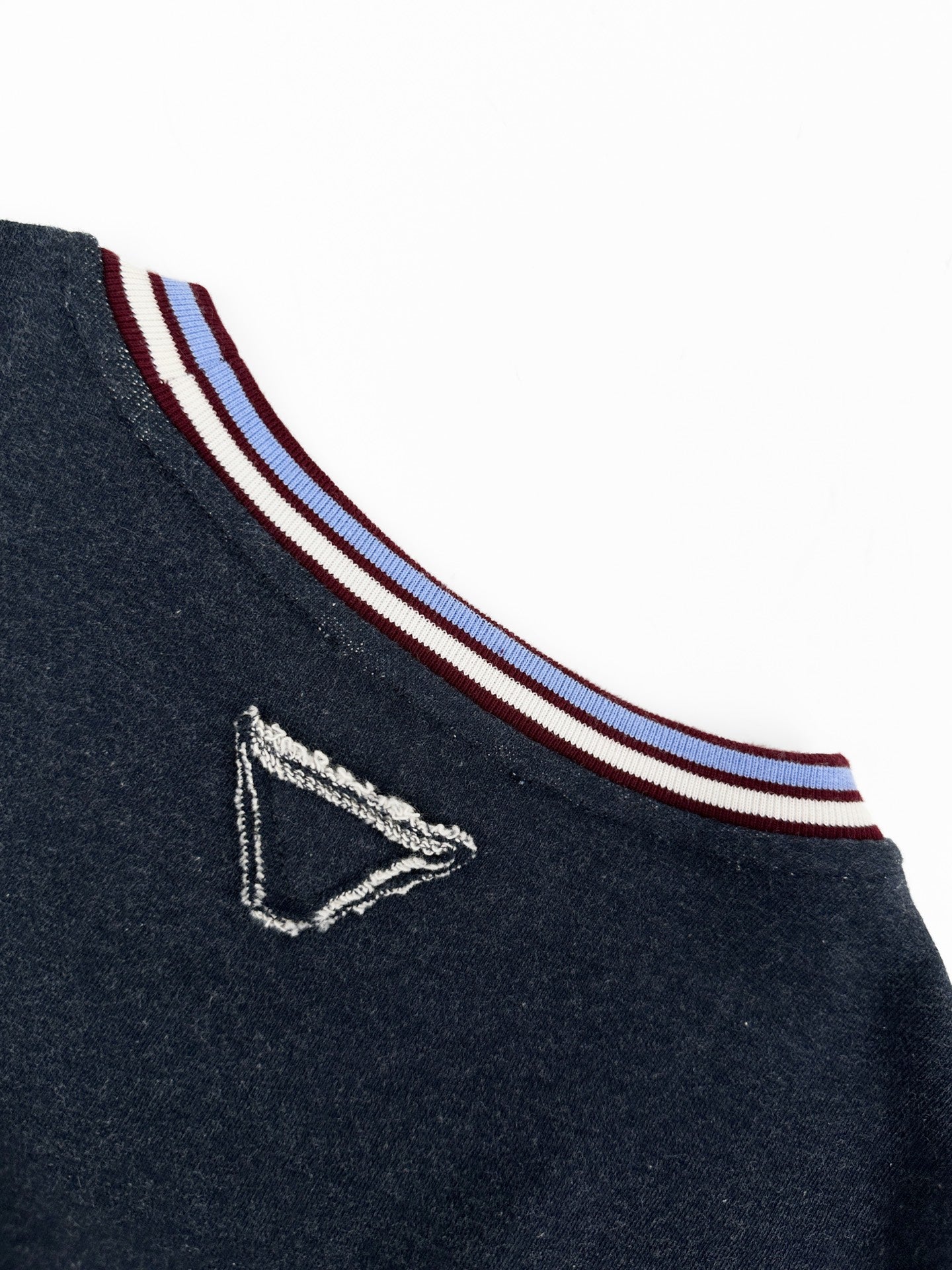2026 new model Triangle Brand logo striped hoodie (CC7001-B05)