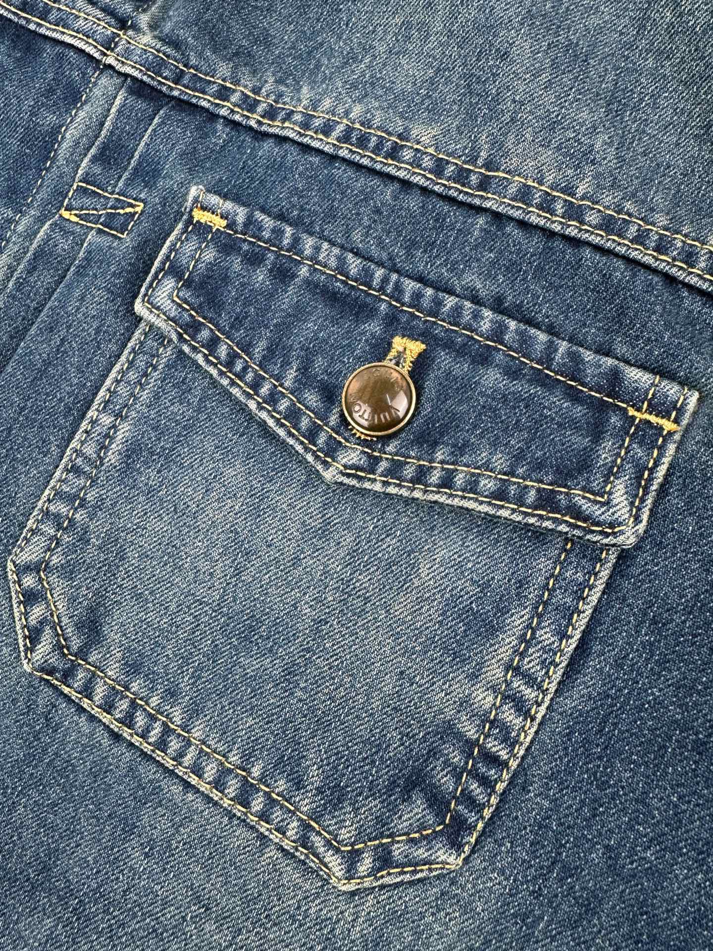 2026 New Model LY Leather Detail Denim Jacket (BB872-C25)
