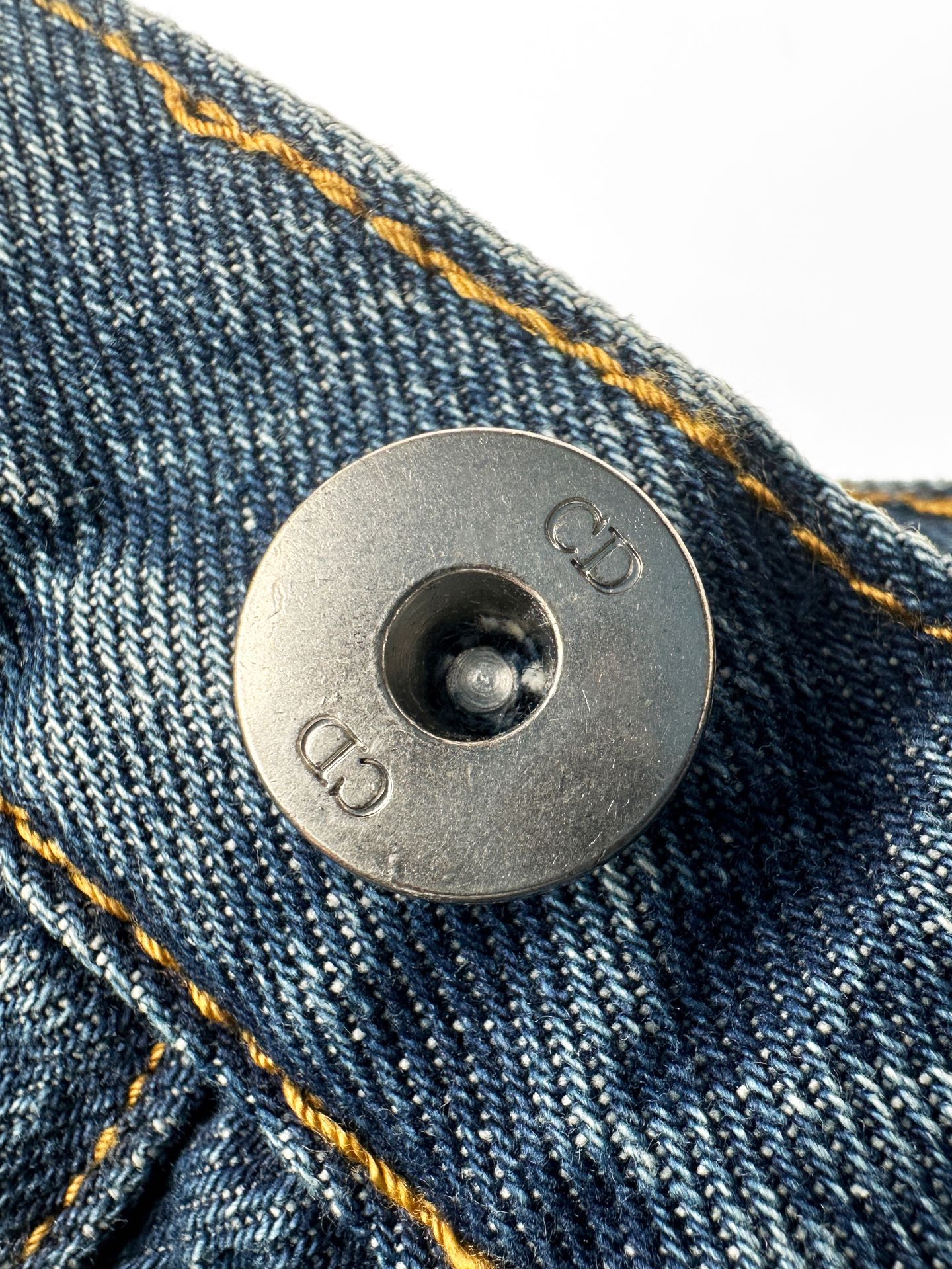 2026 New Style CD Laser Embroidered Denim Jeans (BB4008-B35)