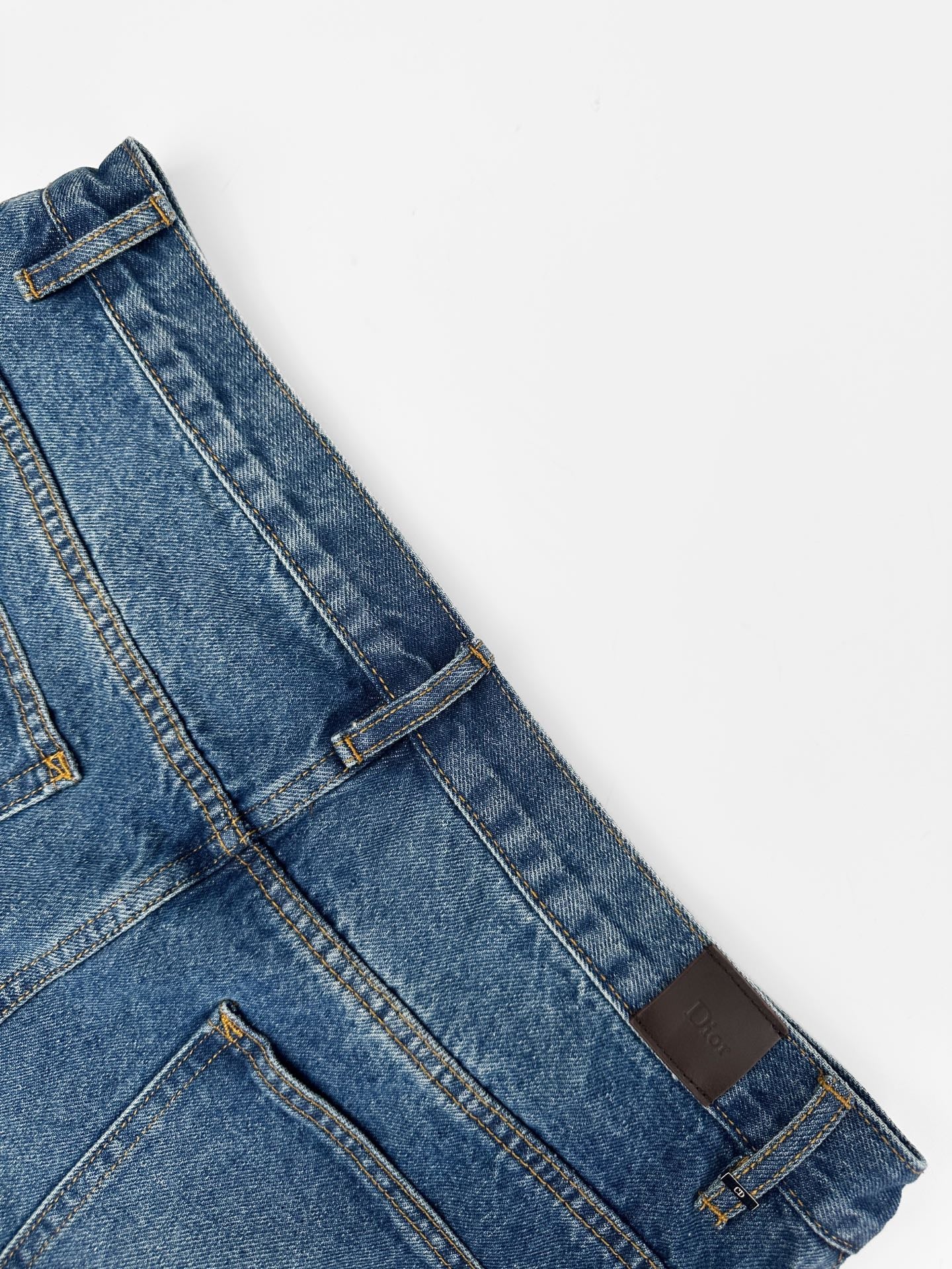 2026 New Style CD Laser Embroidered Denim Jeans (BB4008-B35)