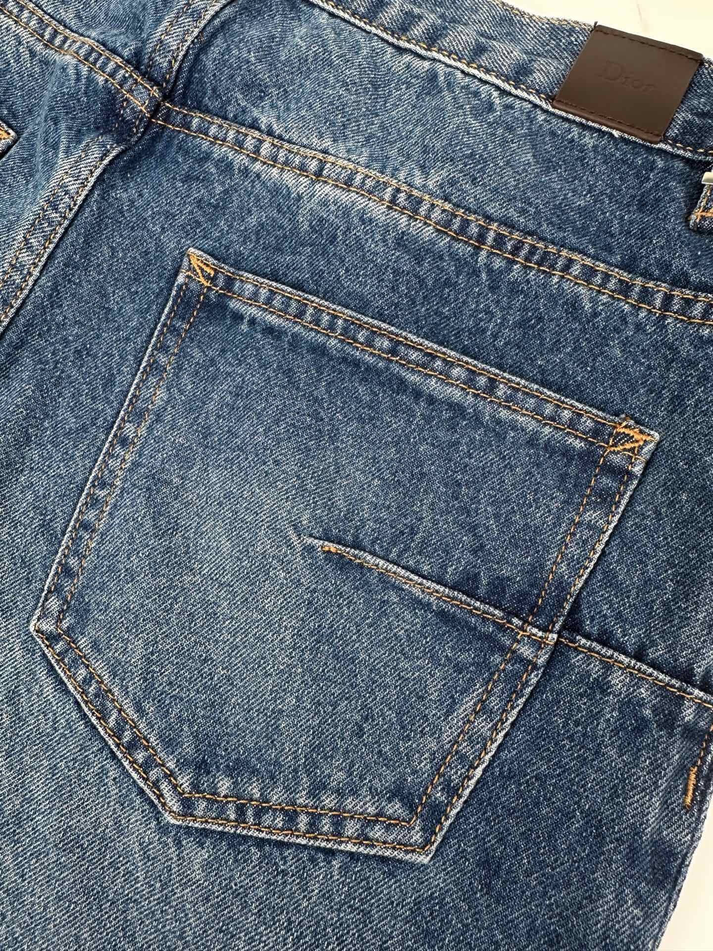 2026 New Style CD Laser Embroidered Denim Jeans (BB4008-B35)