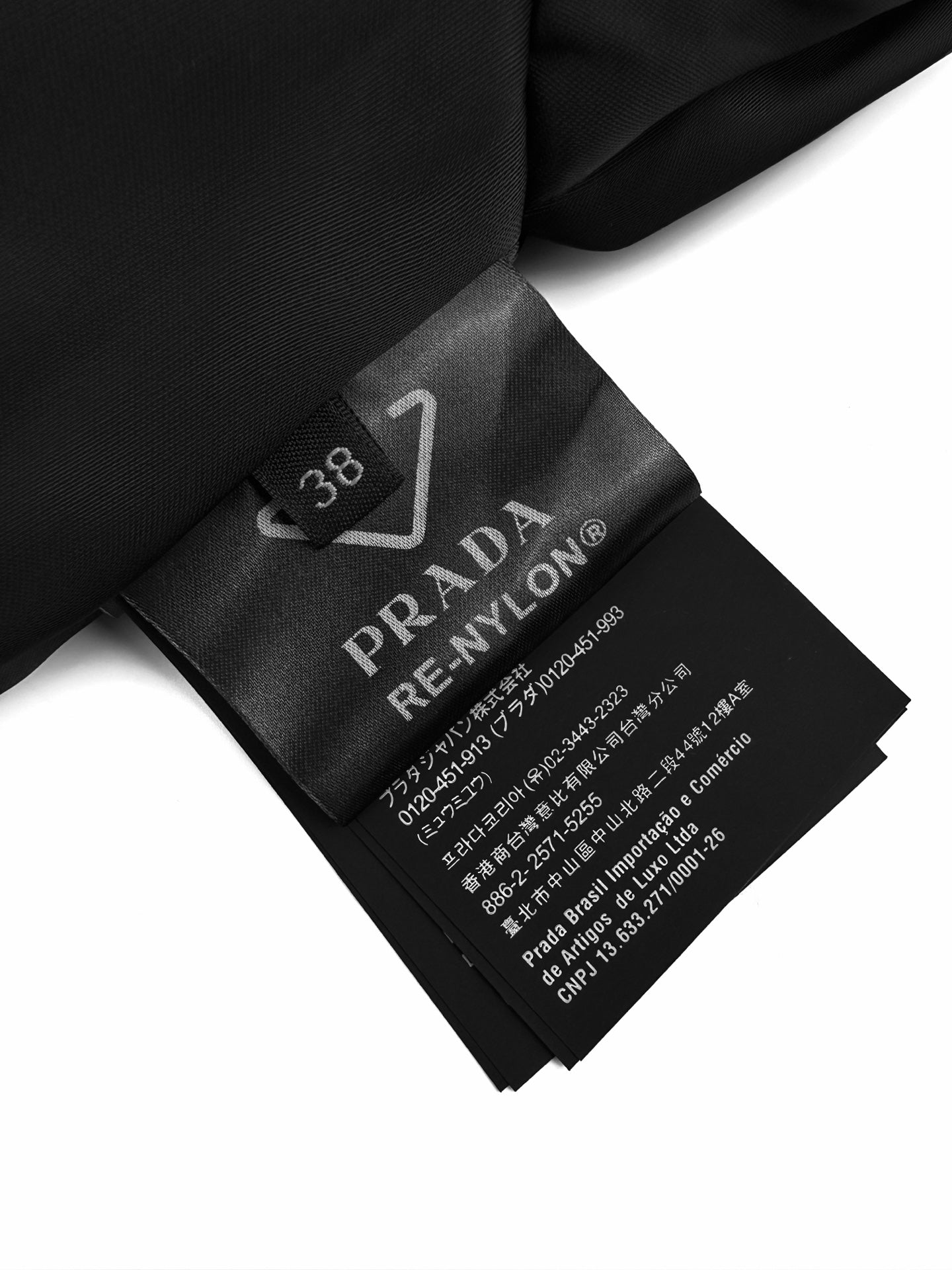 2026 Women's Triangle Brand Short Sleeve Jacket (DD139)