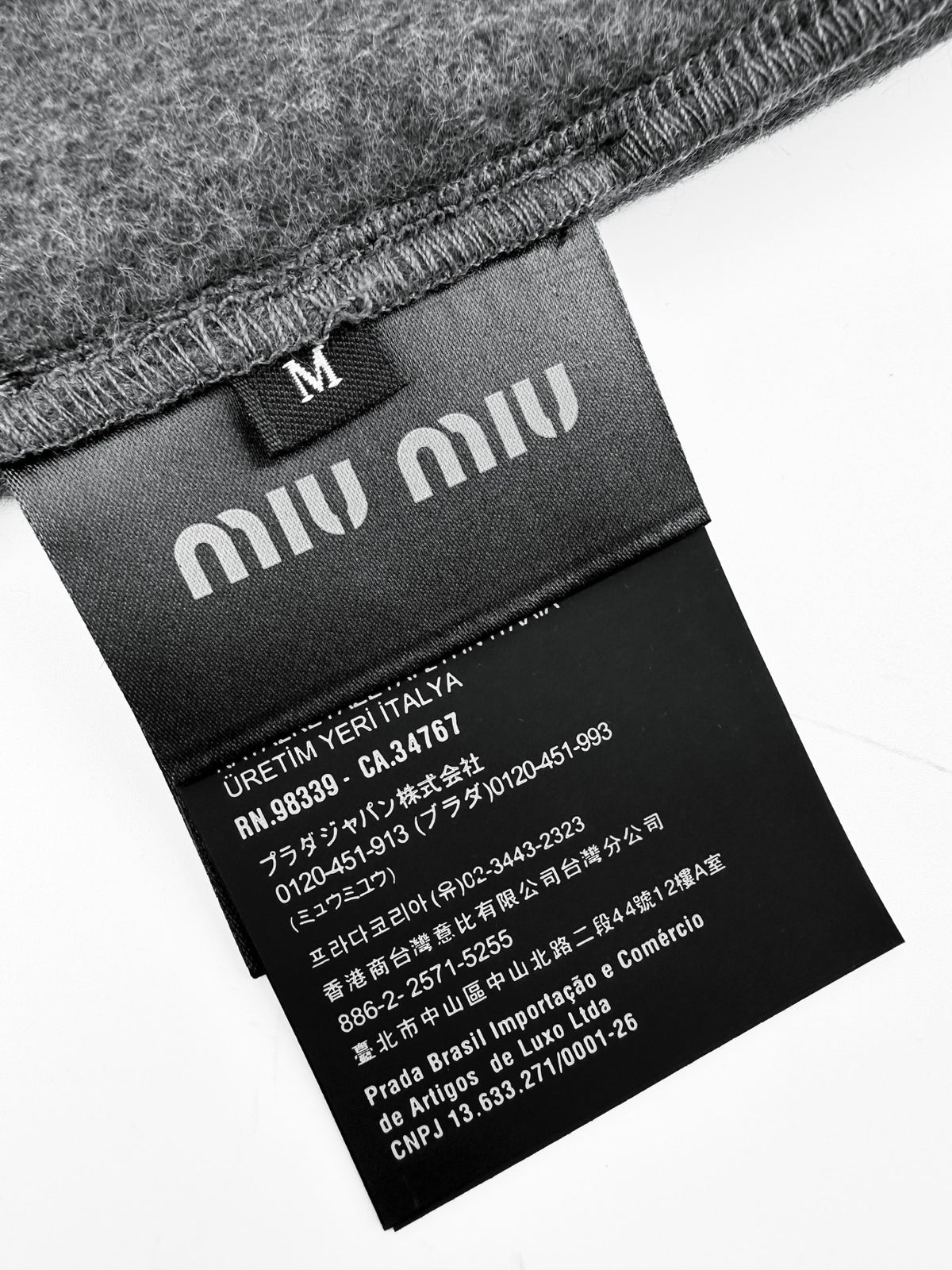 2026 New MM Embroidered Logo Hooded Coat (CC7020-B65)