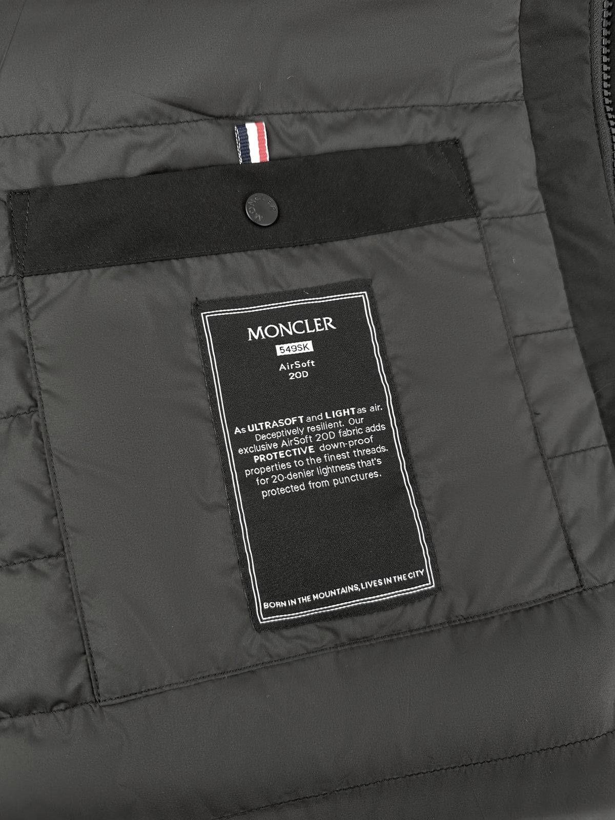 2026 New Mon Leather Patch Logo Down Jacket (AA679-D35)