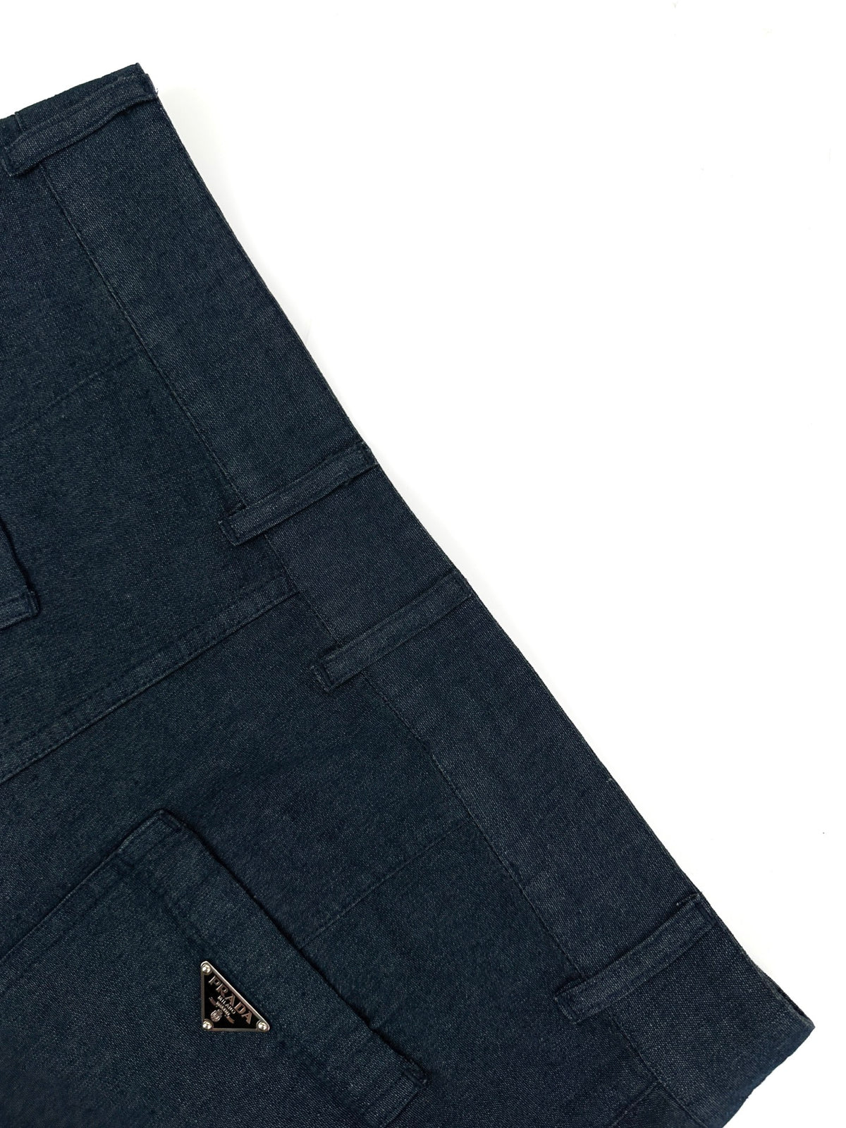 2026 New Model Triangle Brand Denim Jeans (CC7028-B35)