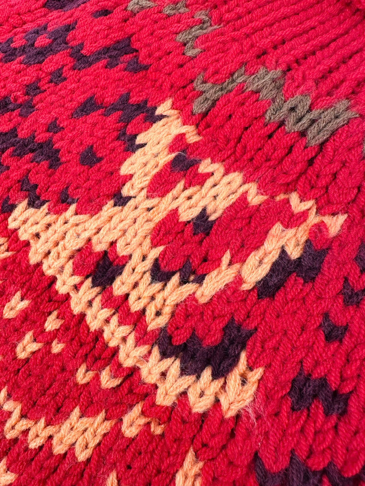 2026 New Model LY Logo Volcano Plaid Sweater (AA1019-C00)